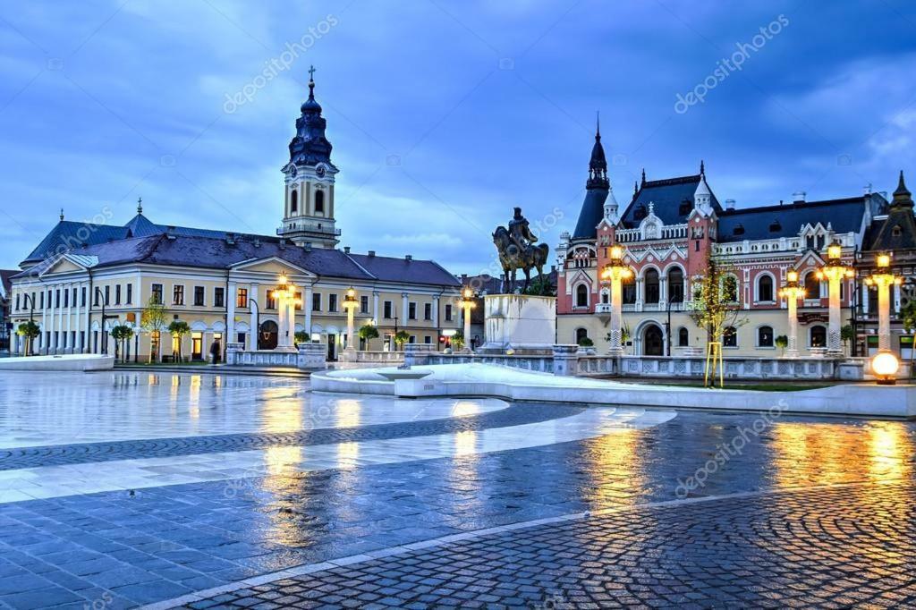 The Best Central View Apartment Oradea Zewnętrze zdjęcie