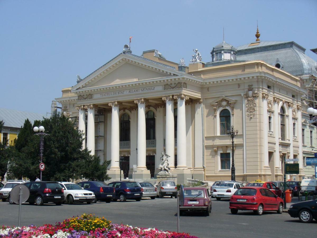 The Best Central View Apartment Oradea Zewnętrze zdjęcie