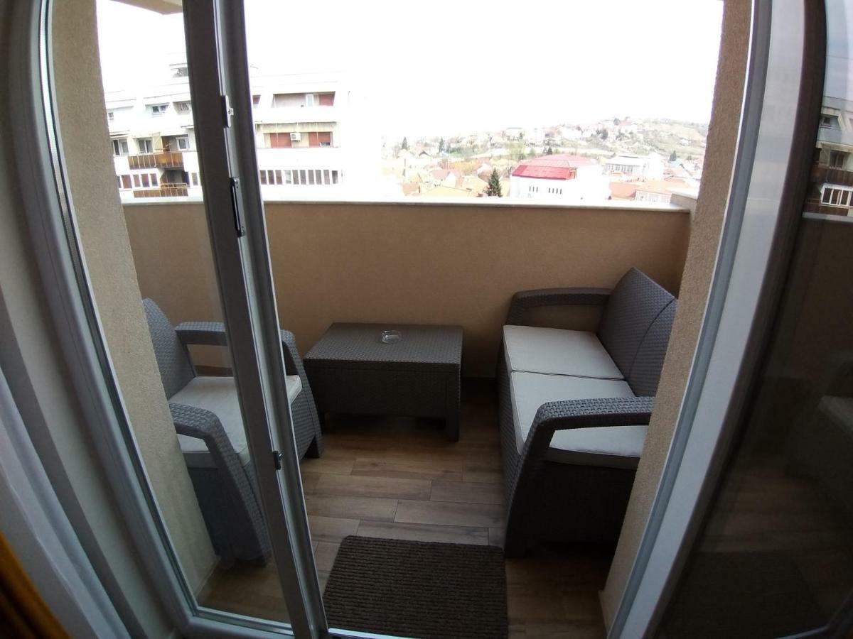 The Best Central View Apartment Oradea Zewnętrze zdjęcie