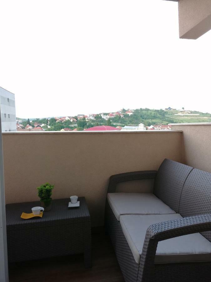 The Best Central View Apartment Oradea Zewnętrze zdjęcie